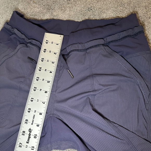 Lululemon Dance Studio Pant Women 8 Purple Pinstripe Ruched Tapered Jogger - Picture 9 of 10